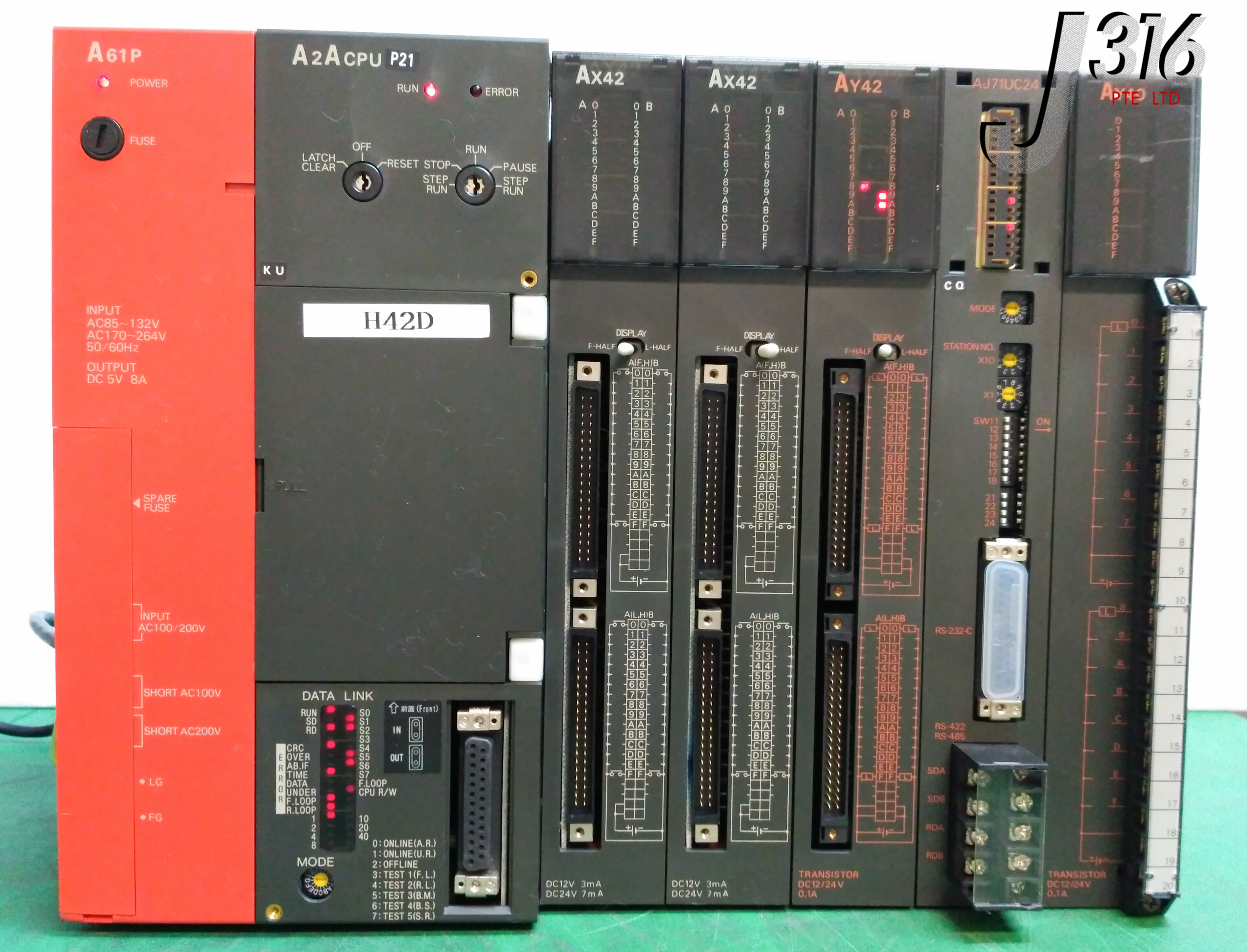 2746 MITSUBISHI MELSEC PLC ASSY W/A2ACPU-P21, AX42 X 2, AY42, AY40
